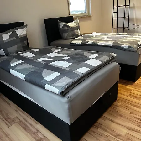 Kraichgau # 3-zkb Mit Balkon Und Klimaanlage, Monteurzimmer Kirchardt