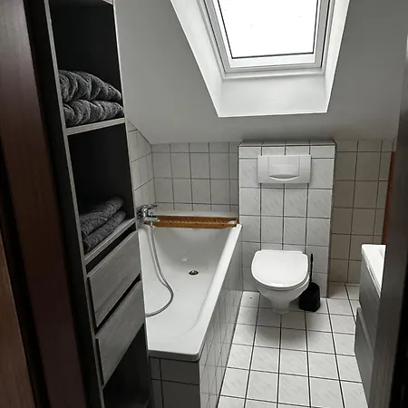 Kraichgau # 3-zkb Mit Balkon Und Klimaanlage, Monteurzimmer 아파트