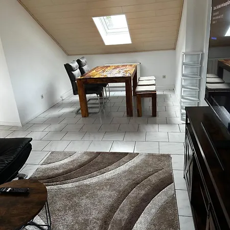 아파트 Kraichgau # 3-zkb Mit Balkon Und Klimaanlage, Monteurzimmer